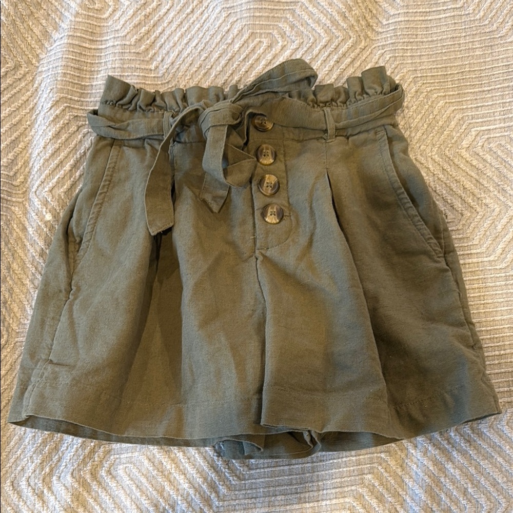 American Eagle Olive Green Shorts